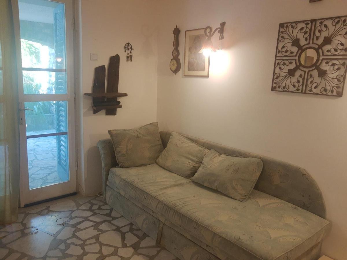 Sea-side Old Stone With A Private Garden Budva