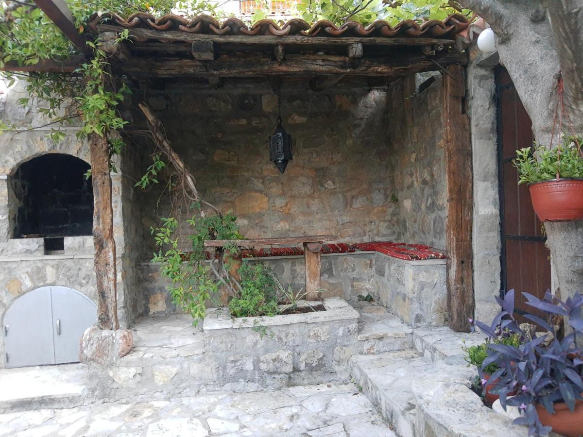 Villa Sea-side Old Stone With A Private Garden *